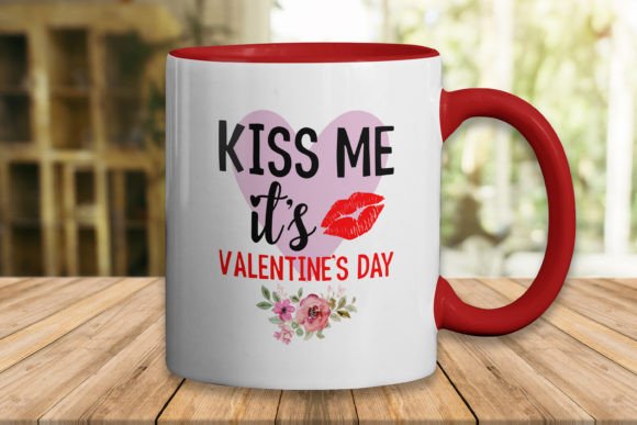 Download Kiss Me Valentine's Day Mug Design - Sign Collection